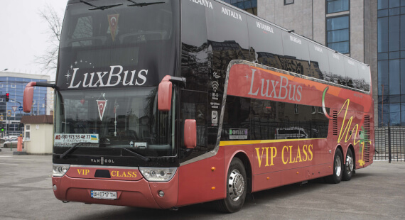 LuxBus Van Hool Astromega VIP Class — двоповерховий автобус